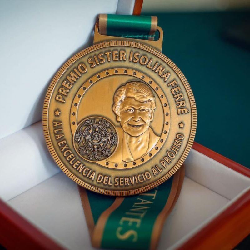 Entrega de la Medalla Sor Isolina Ferré